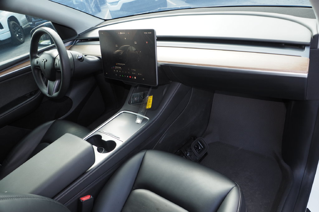 Used 2023 Tesla Model Y Long Range AWD/4WD image 20