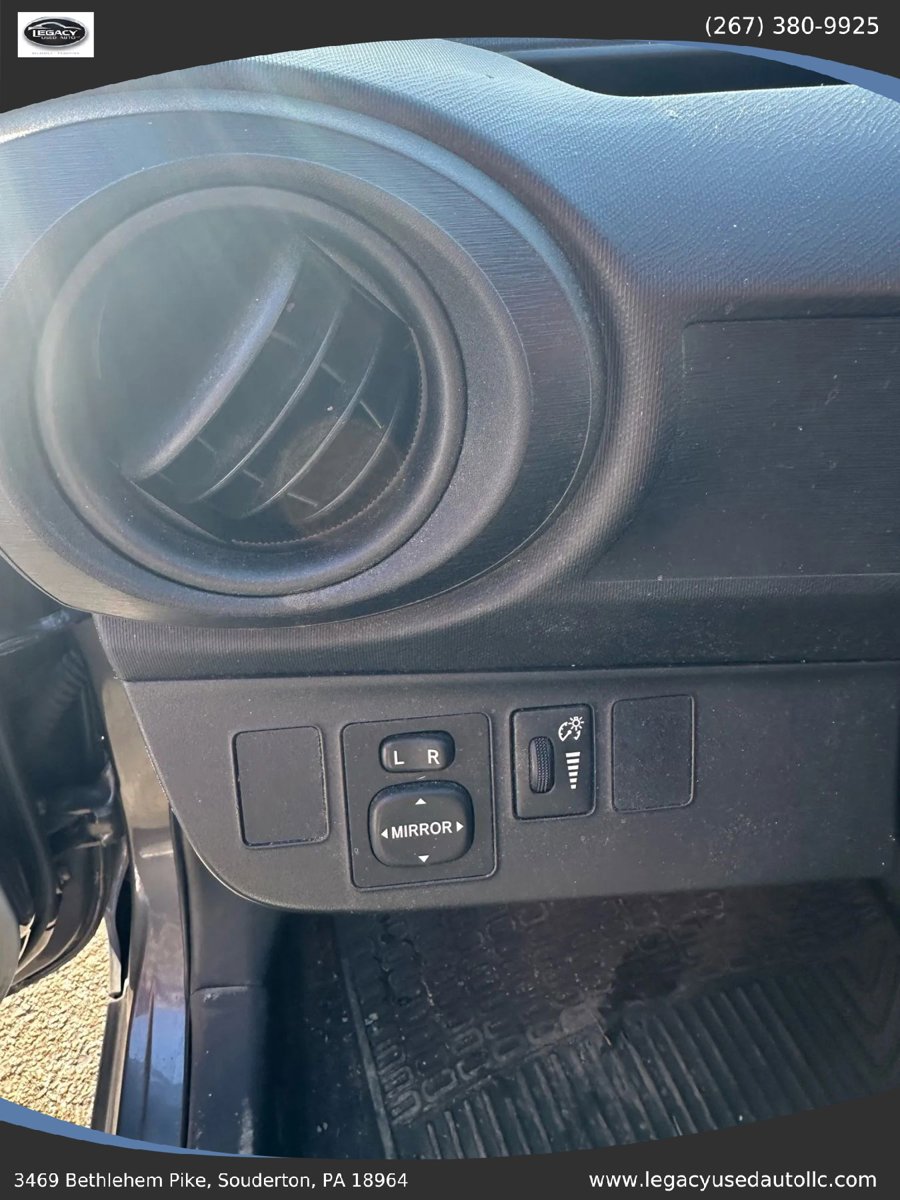 Used 2014 Toyota Prius C Two image 14