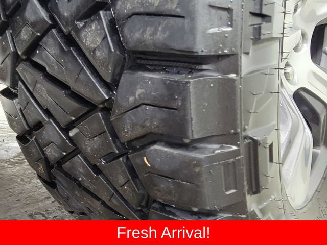 Used 2019 RAM 1500 Laramie AWD/4WD image 11