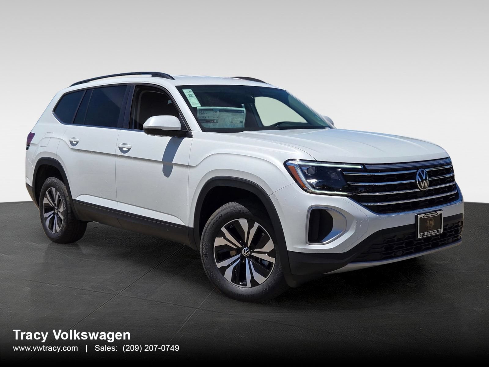 New 2026 Volkswagen Atlas SE