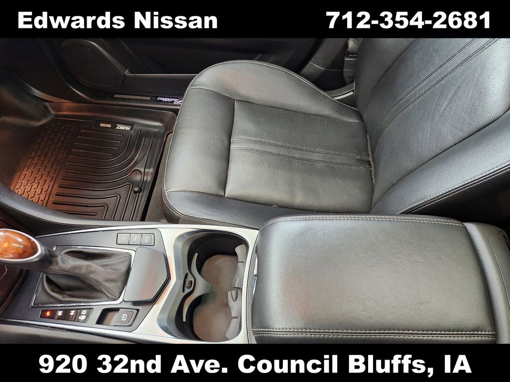 Used 2015 Cadillac SRX Luxury image 42