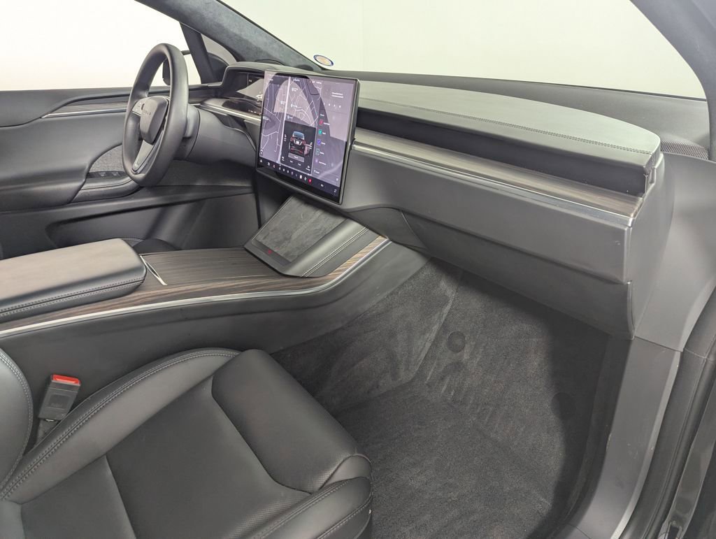 Used 2024 Tesla Model X image 33