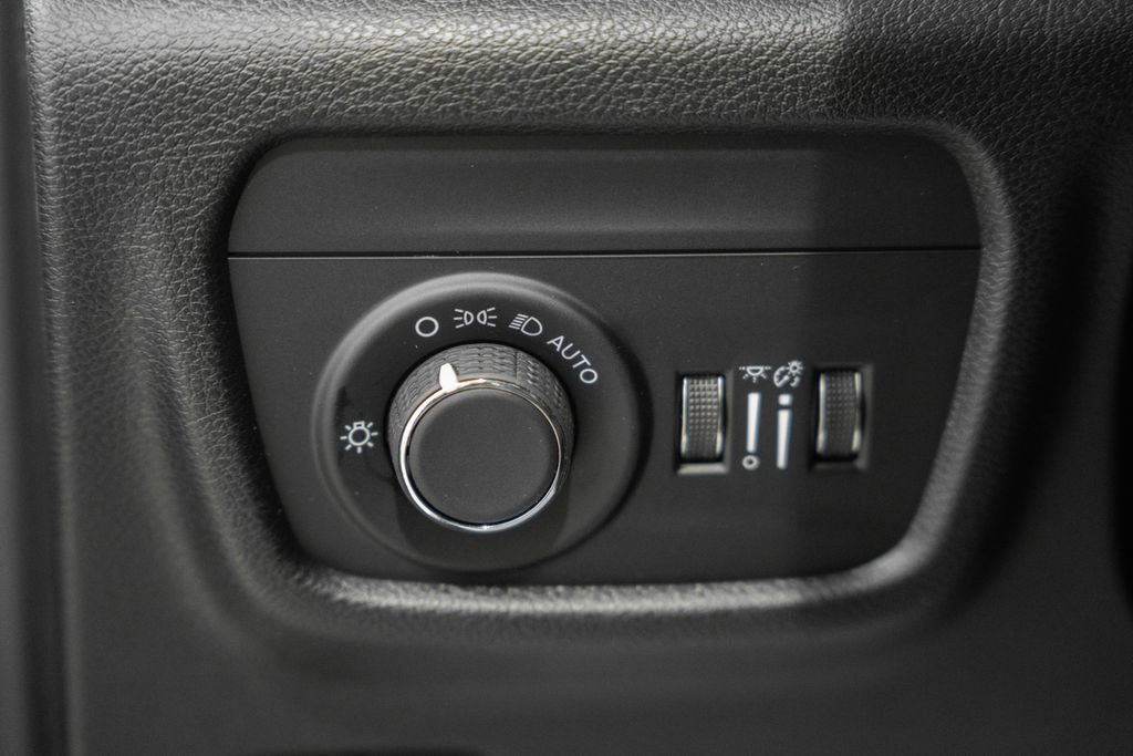 New 2026 Jeep Grand Cherokee Laredo X AWD/4WD image 39