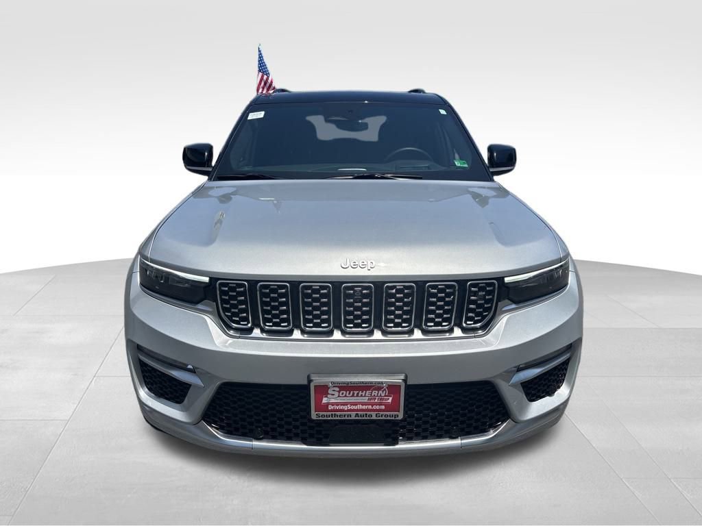 New 2024 Jeep Grand Cherokee Summit AWD/4WD image 11