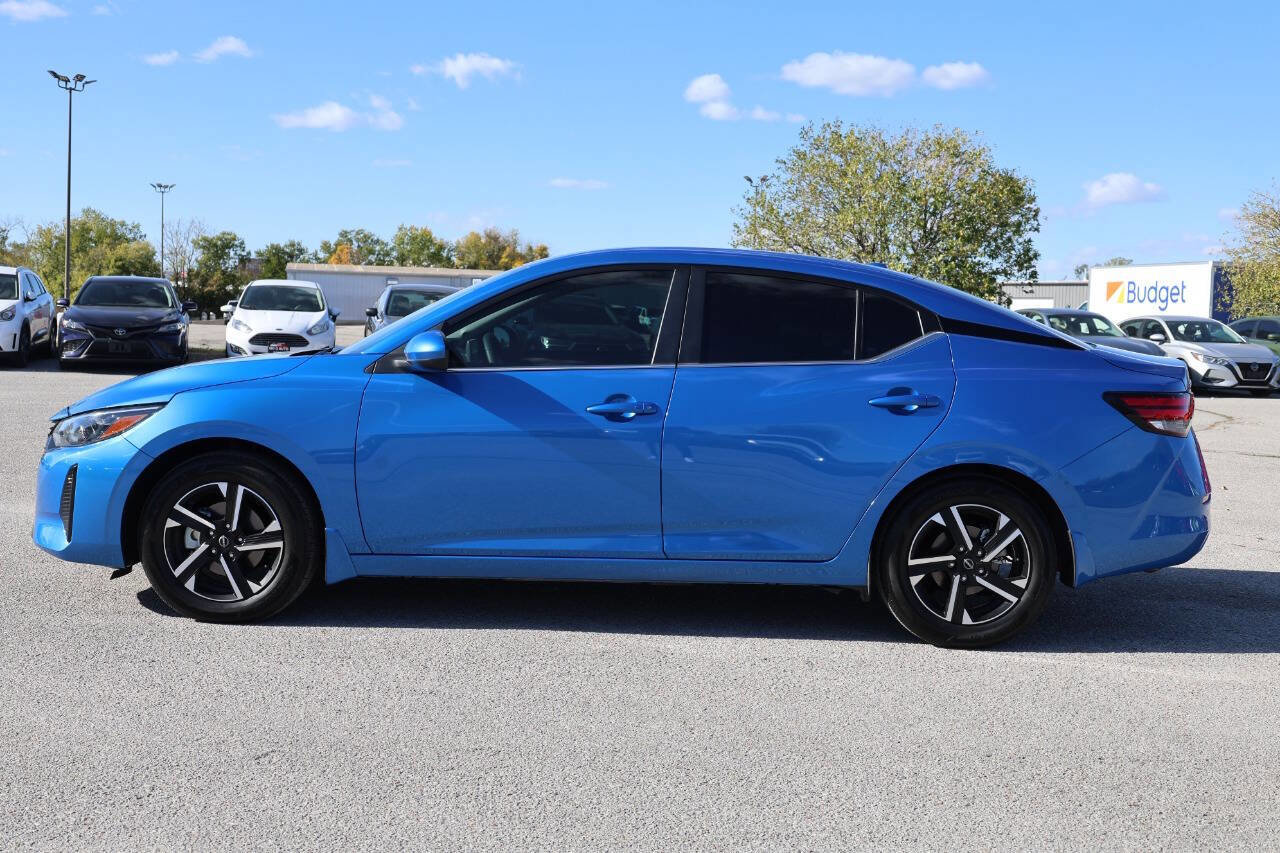Used 2025 Nissan Sentra SV w/ All-Weather Package image 8