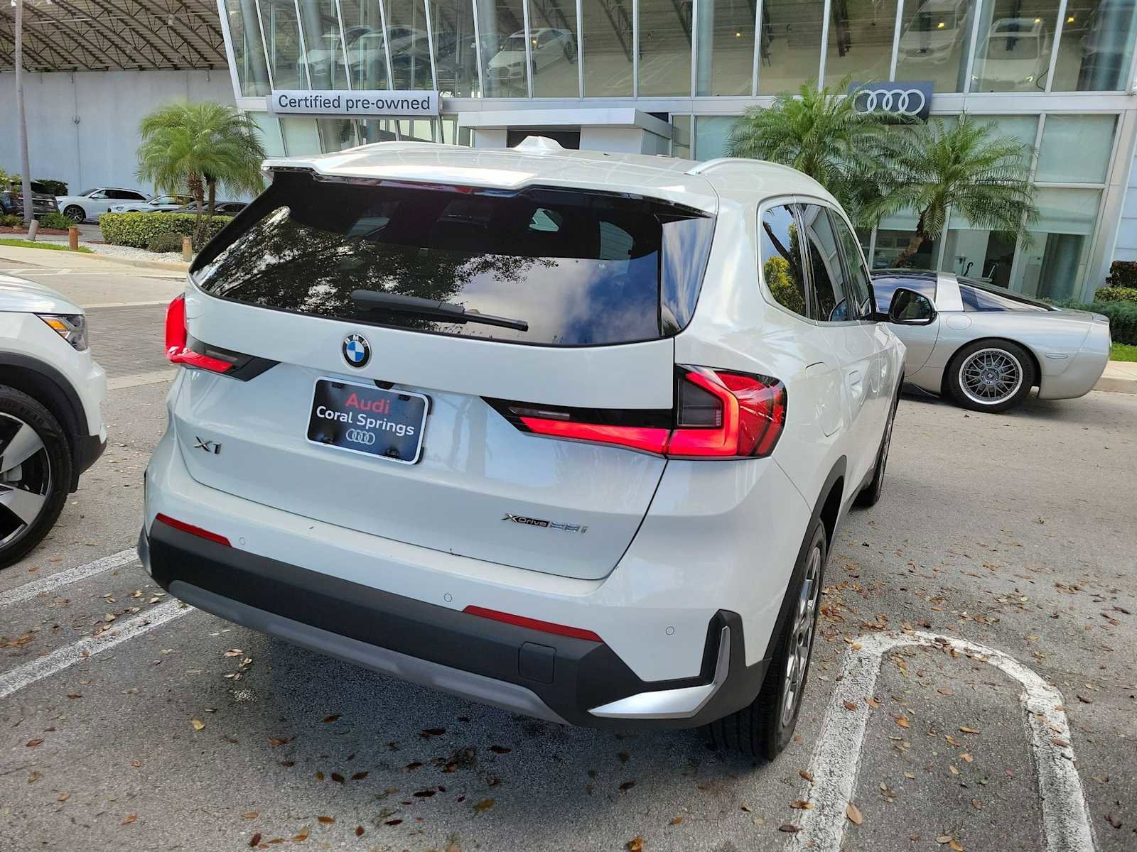 Used 2023 BMW X1 xDrive28i w/ Convenience Package image 4