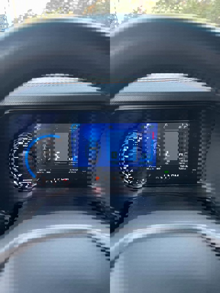 Used 2024 Ford Bronco Badlands image 13