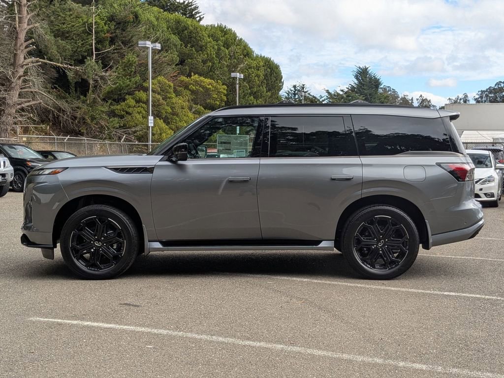 New 2026 INFINITI QX80 4WD image 8