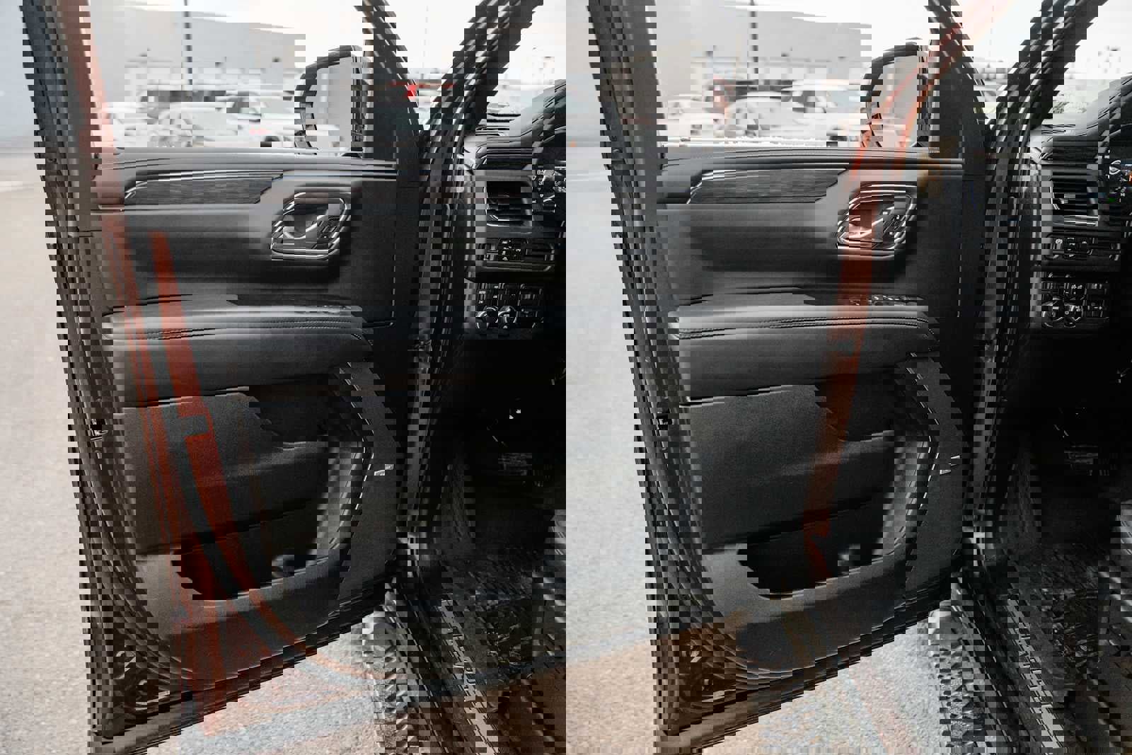 Certified 2023 Chevrolet Tahoe Z71 w/ Max Trailering Package image 22