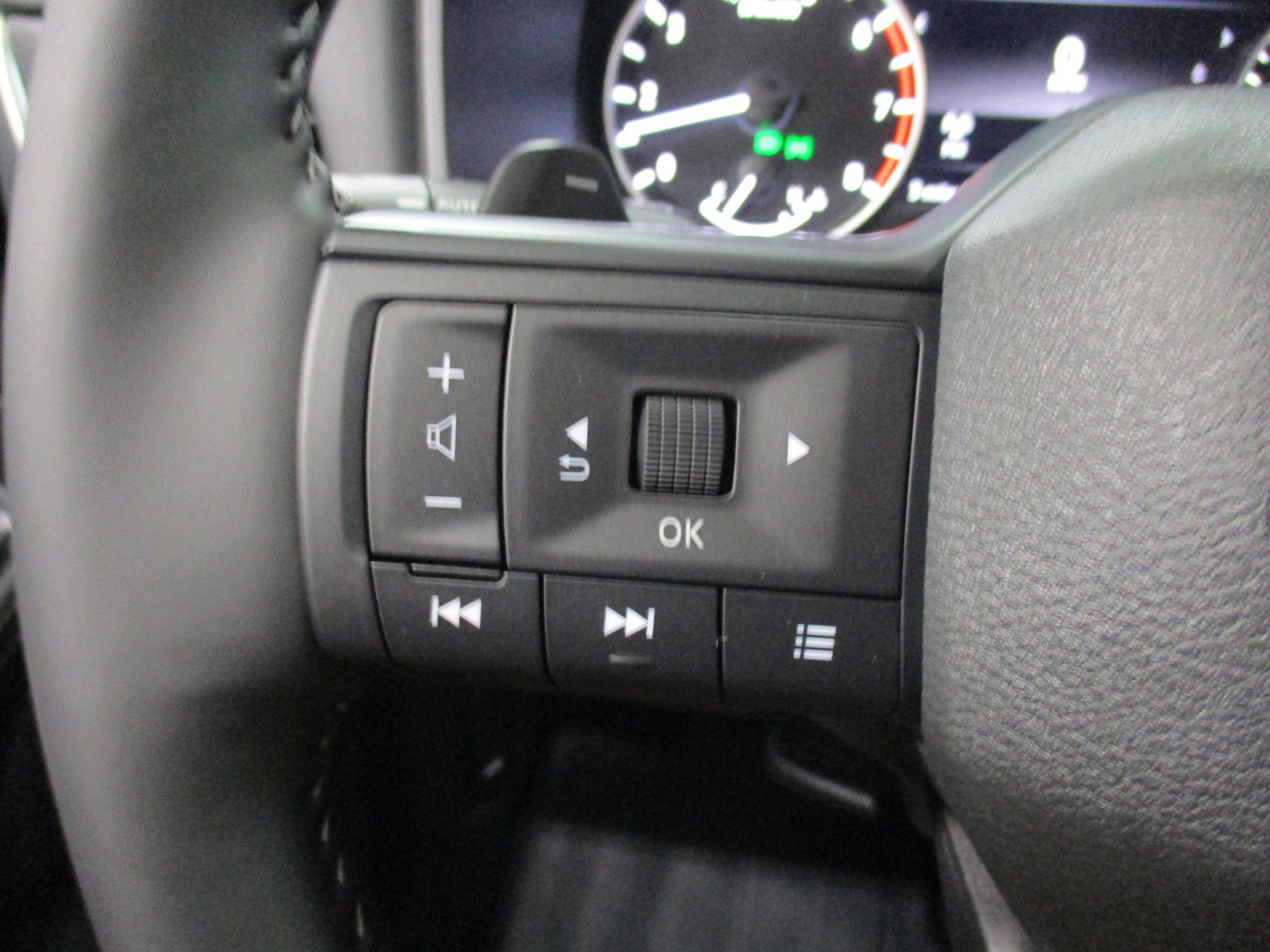 New 2026 Nissan Rogue SV w/ Cold Weather Package image 20