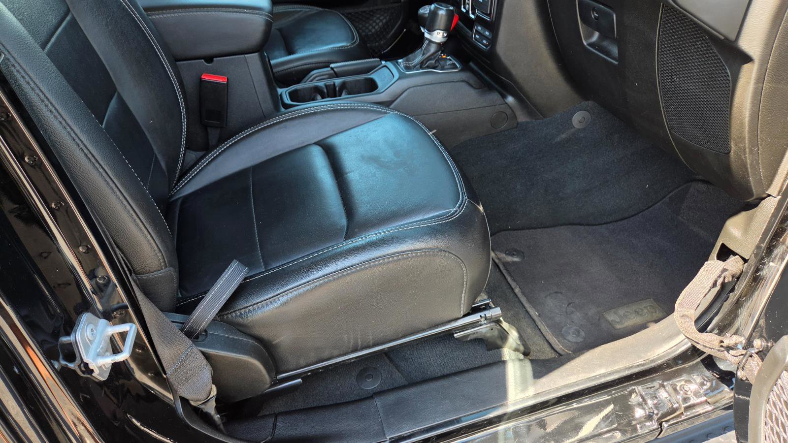 Used 2023 Jeep Wrangler Sahara w/ Cold Weather Group image 49