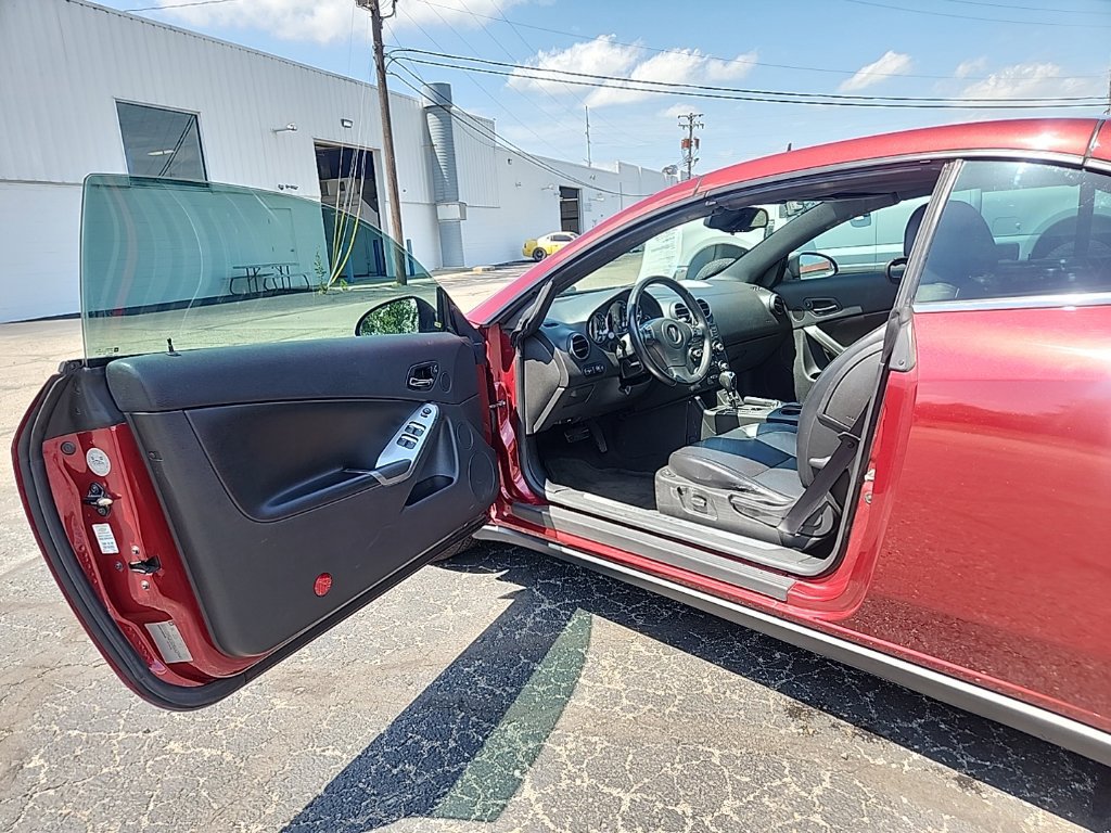 Used 2008 Pontiac G6 GT w/ Sport Package FWD image 8