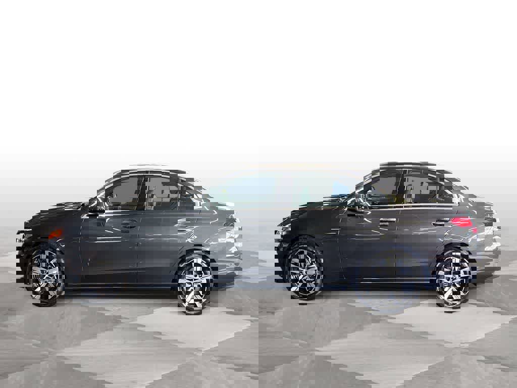 Used 2025 Mercedes-Benz C 300 4MATIC Sedan image 5