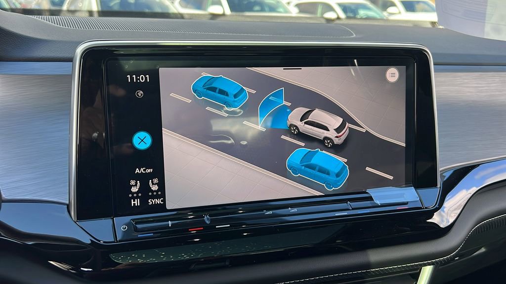 New 2026 Volkswagen Atlas Cross Sport SE image 25