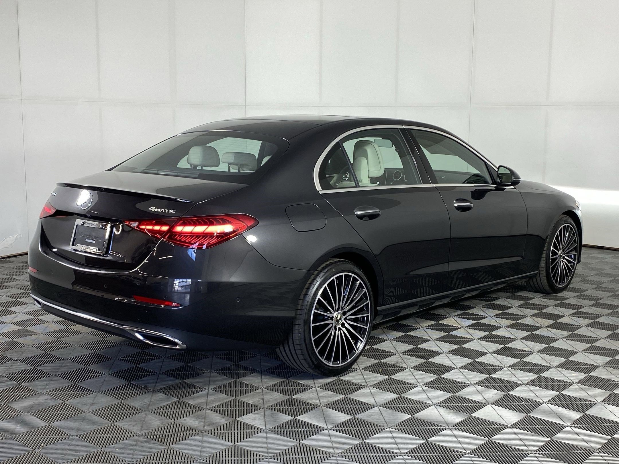 Used 2025 Mercedes-Benz C 300 C 300 image 8