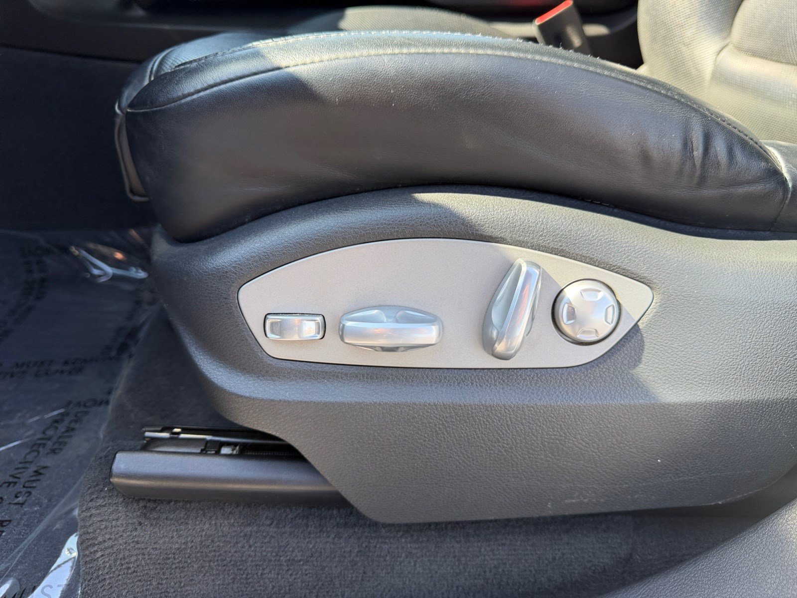 Used 2016 Porsche Cayenne AWD/4WD image 14