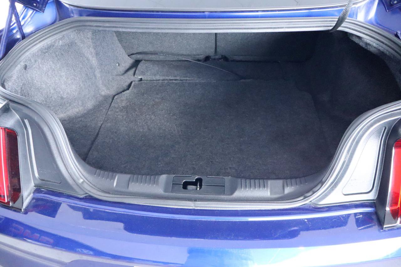 Used 2016 Ford Mustang Premium RWD image 33