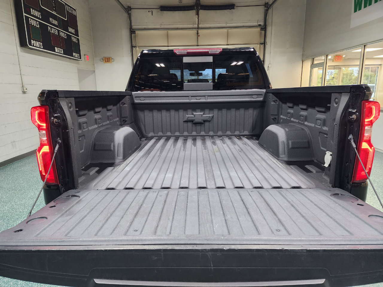 Used 2022 Chevrolet Silverado 1500 LTZ image 21