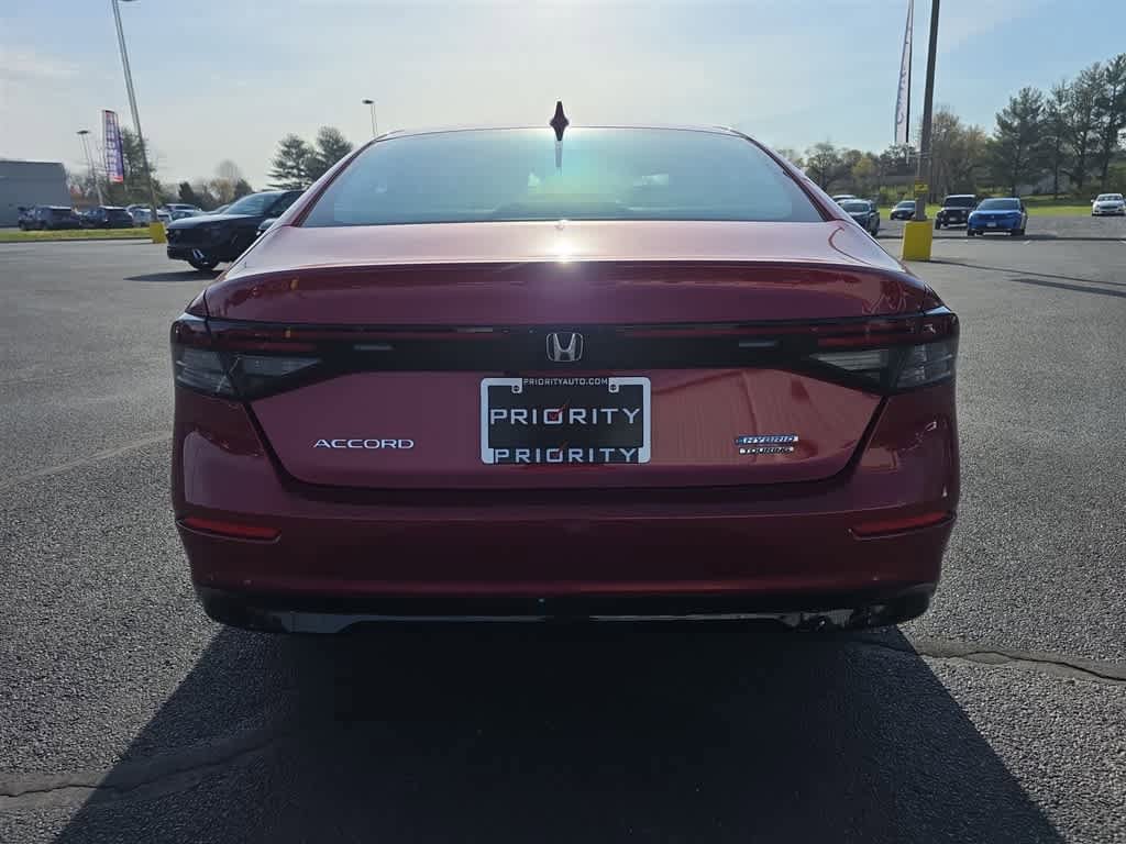 Certified 2025 Honda Accord Touring image 9