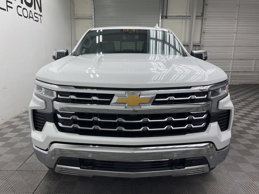 Used 2026 Chevrolet Silverado 1500 LTZ AWD/4WD image 9