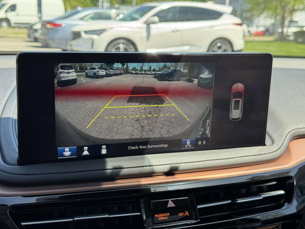 Certified 2025 Acura MDX SH-AWD w/ Technology Package image 28