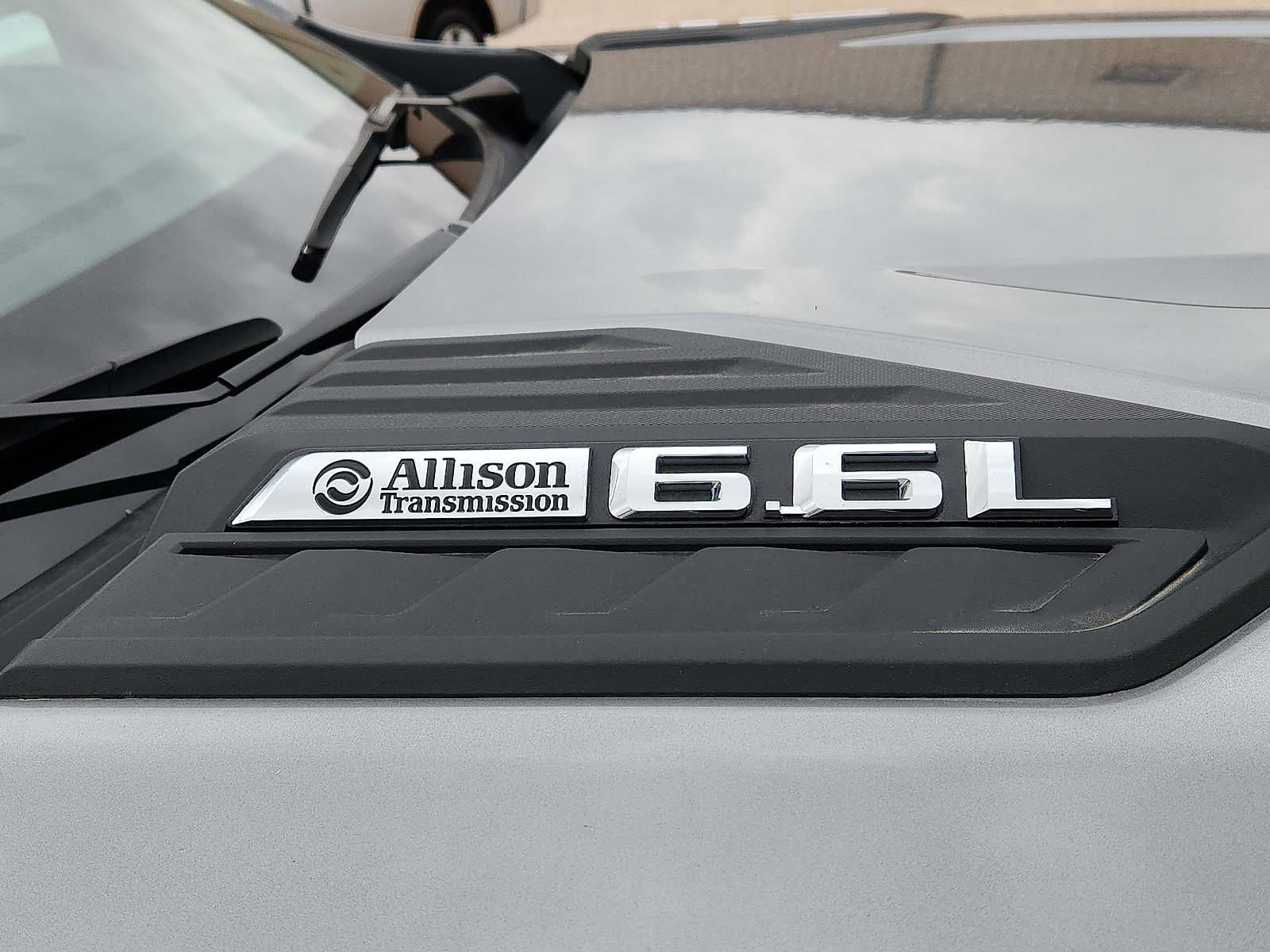 Used 2025 Chevrolet Silverado 2500 Custom w/ Custom Convenience Package image 8