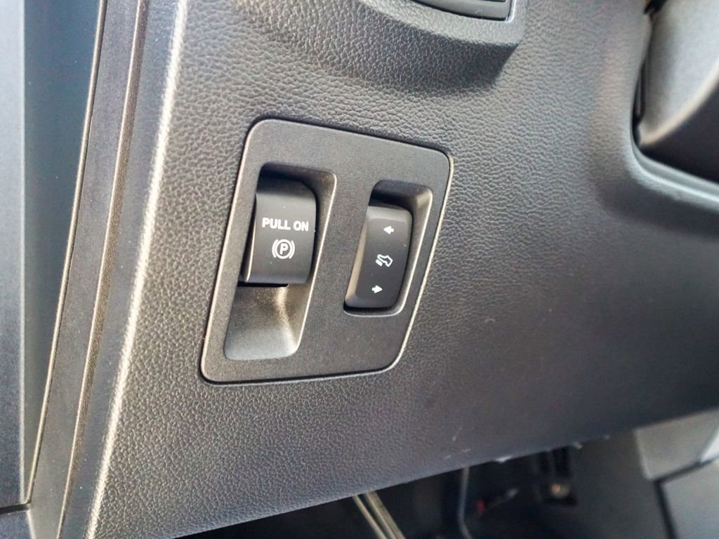 Used 2018 Ford F150 XLT w/ Equipment Group 302A Luxury image 20