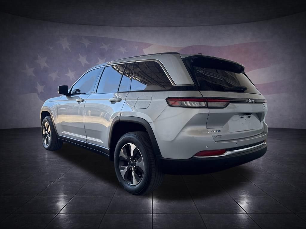 Used 2022 Jeep Grand Cherokee Limited 4xe AWD/4WD image 3