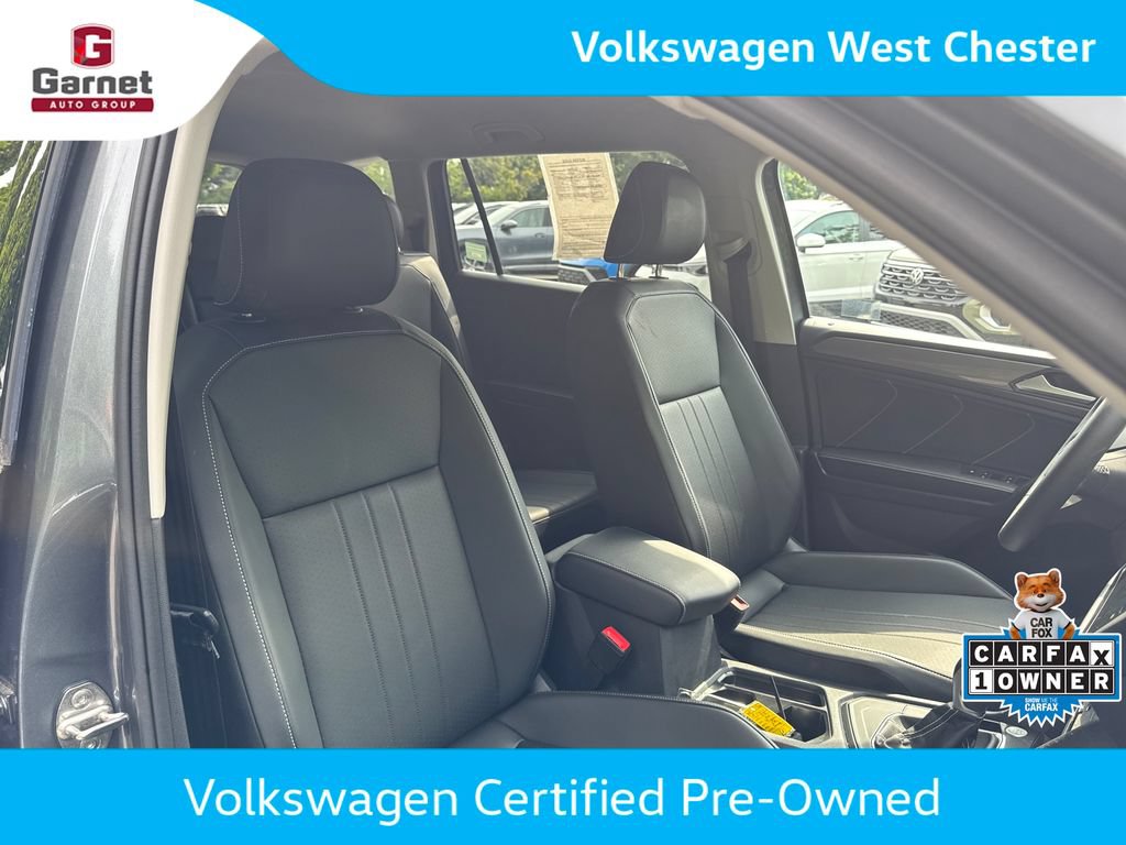 Certified 2023 Volkswagen Tiguan SE FWD image 32