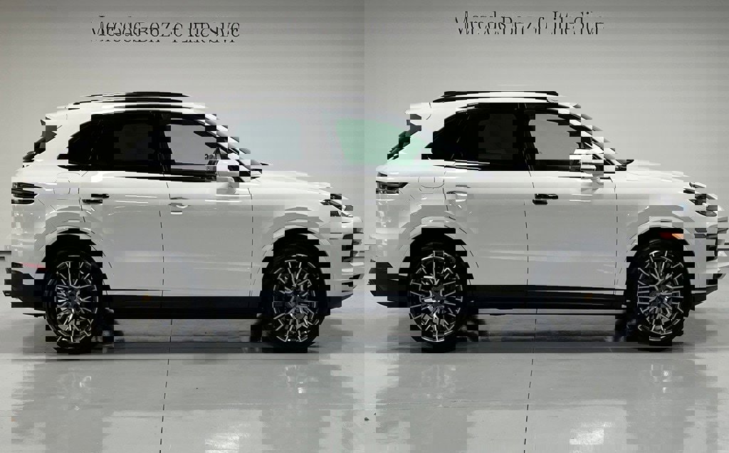 Used 2022 Porsche Cayenne S image 7