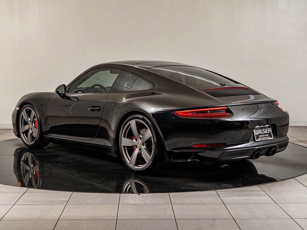Used 2017 Porsche 911 Carrera S image 3