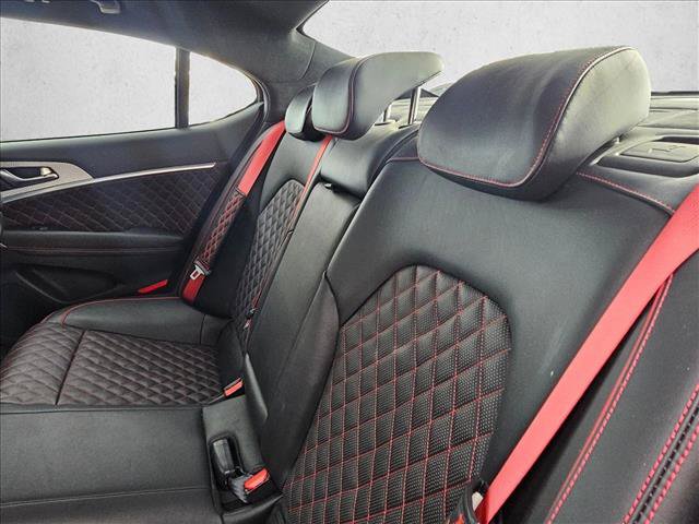 Used 2023 Genesis G70 3.3T w/ Sport Prestige Package RWD image 17