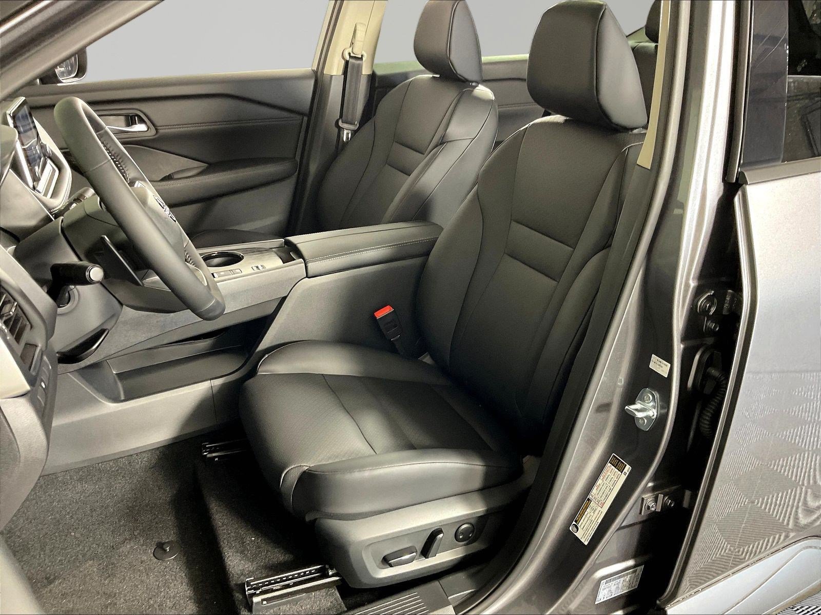 New 2026 Nissan Rogue Dark Armor FWD image 16