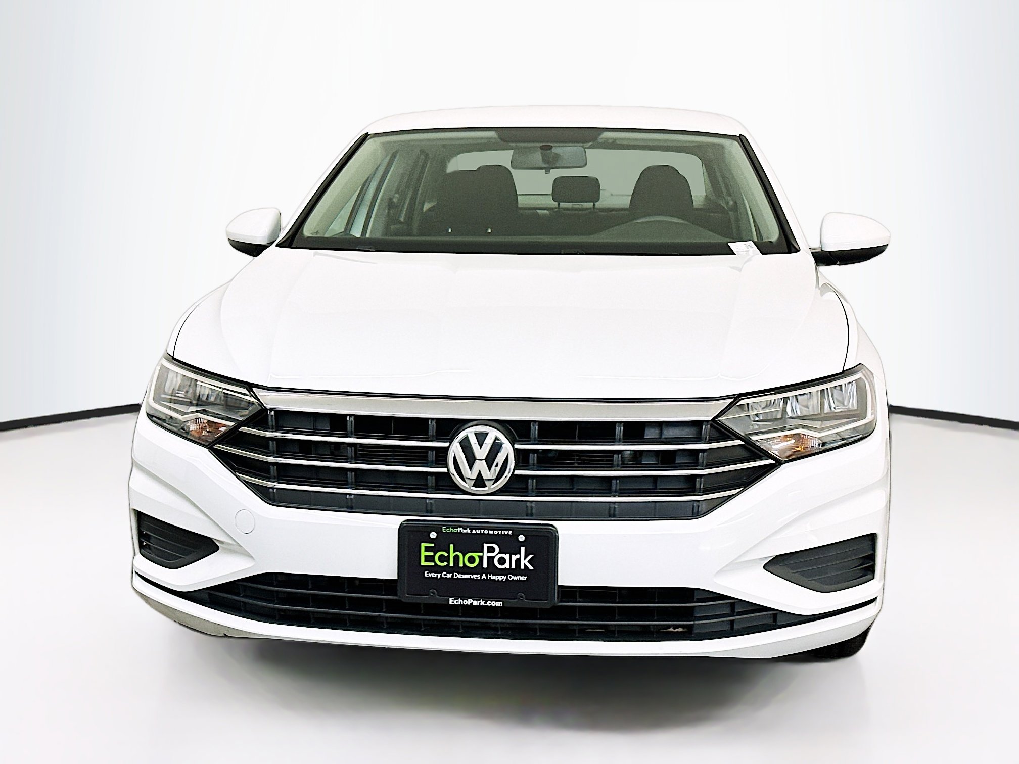 Used 2020 Volkswagen Jetta S image 2