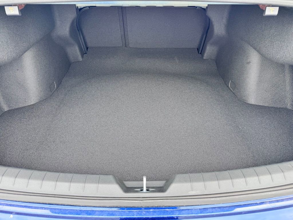 New 2026 Kia K5 EX image 12