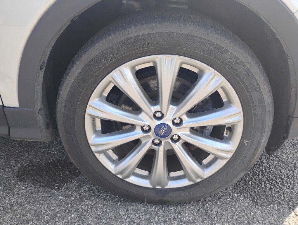 Used 2018 Ford Escape Titanium AWD/4WD image 27