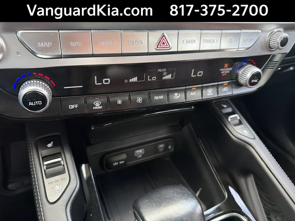 Certified 2024 Kia Telluride EX w/ EX Captain's Chair Package FWD image 21
