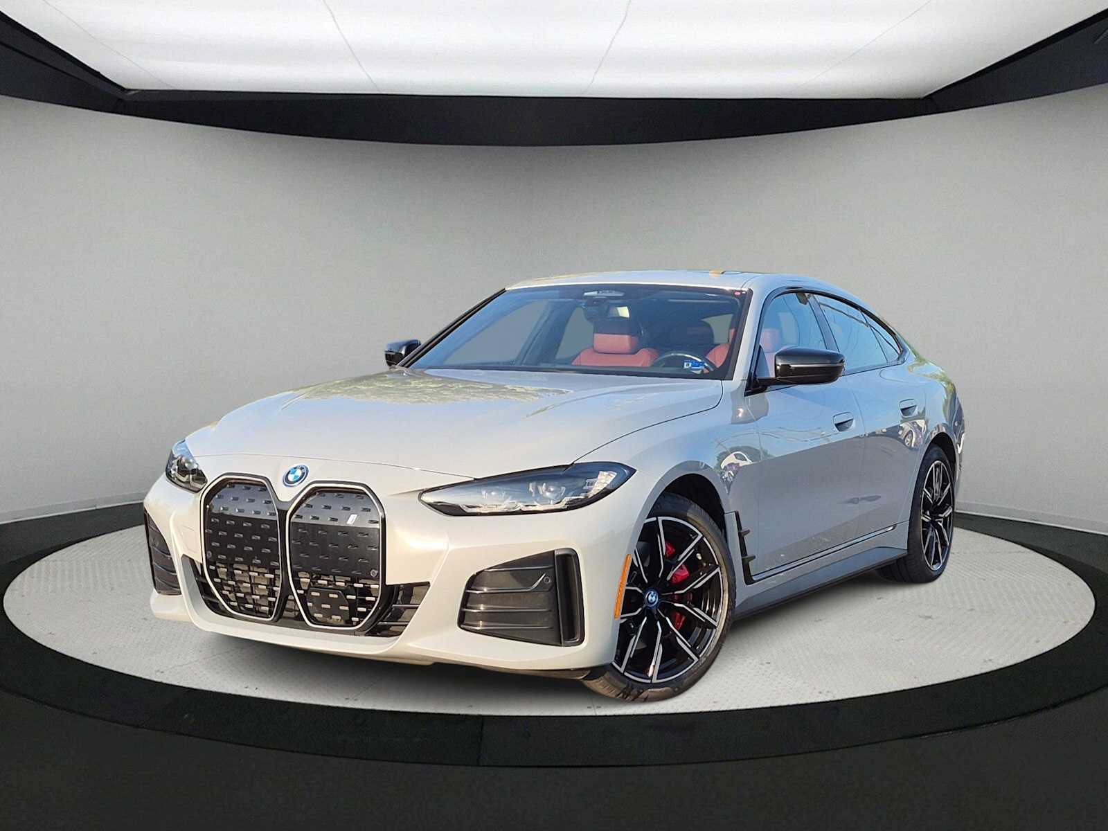 Used 2024 BMW i4 eDrive35 w/ M Sport Package RWD image 1