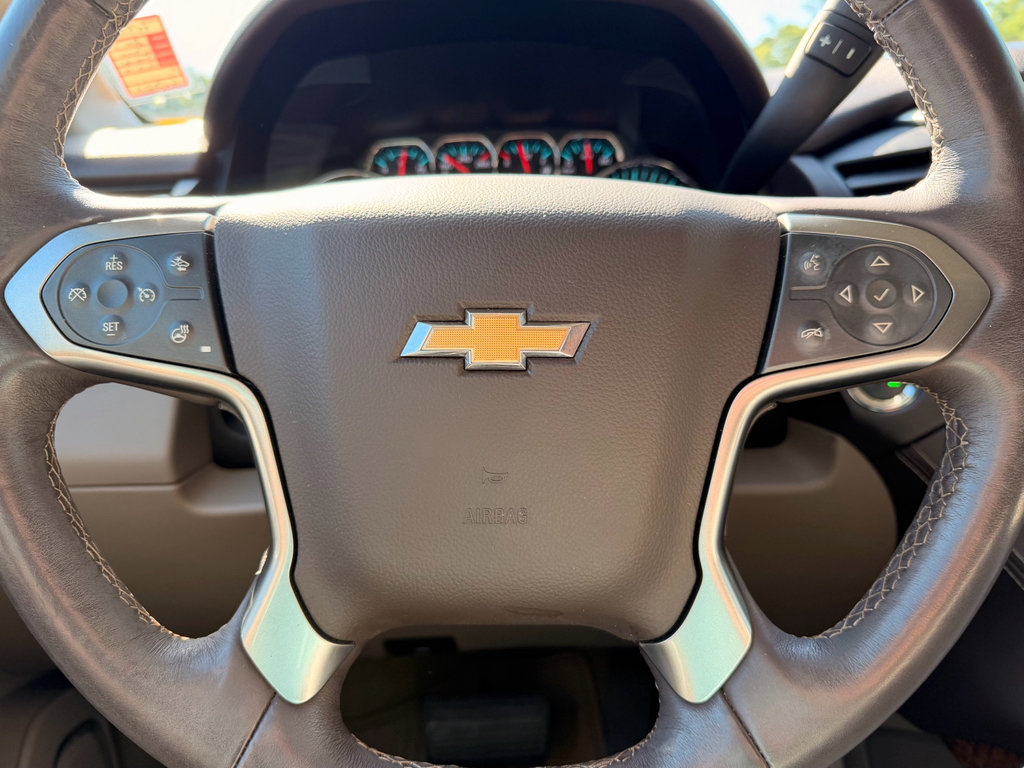 Used 2017 Chevrolet Suburban Premier RWD image 10