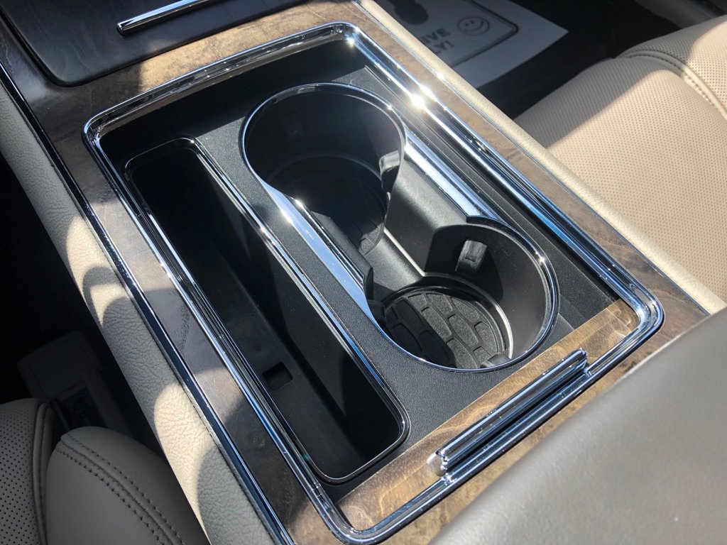 Used 2017 Lincoln Continental Reserve w/ Climate Package image 23