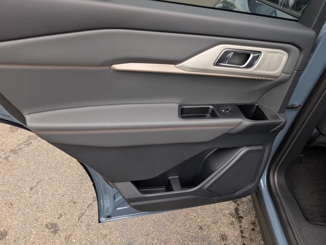 New 2027 Ford Explorer Active w/ Active Comfort Package AWD/4WD image 10