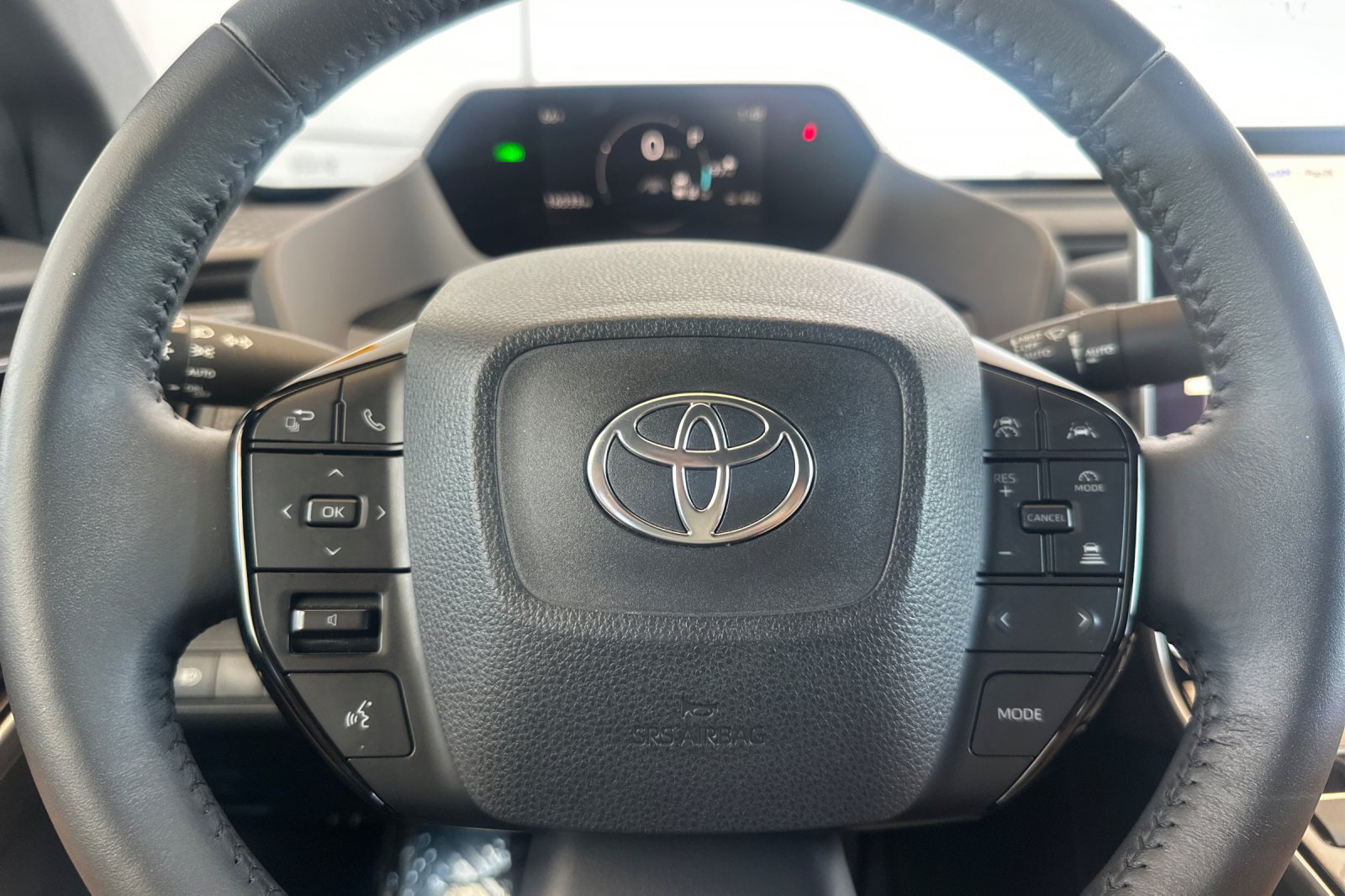 Used 2023 Toyota bZ4X FWD w/ Weather Package image 26