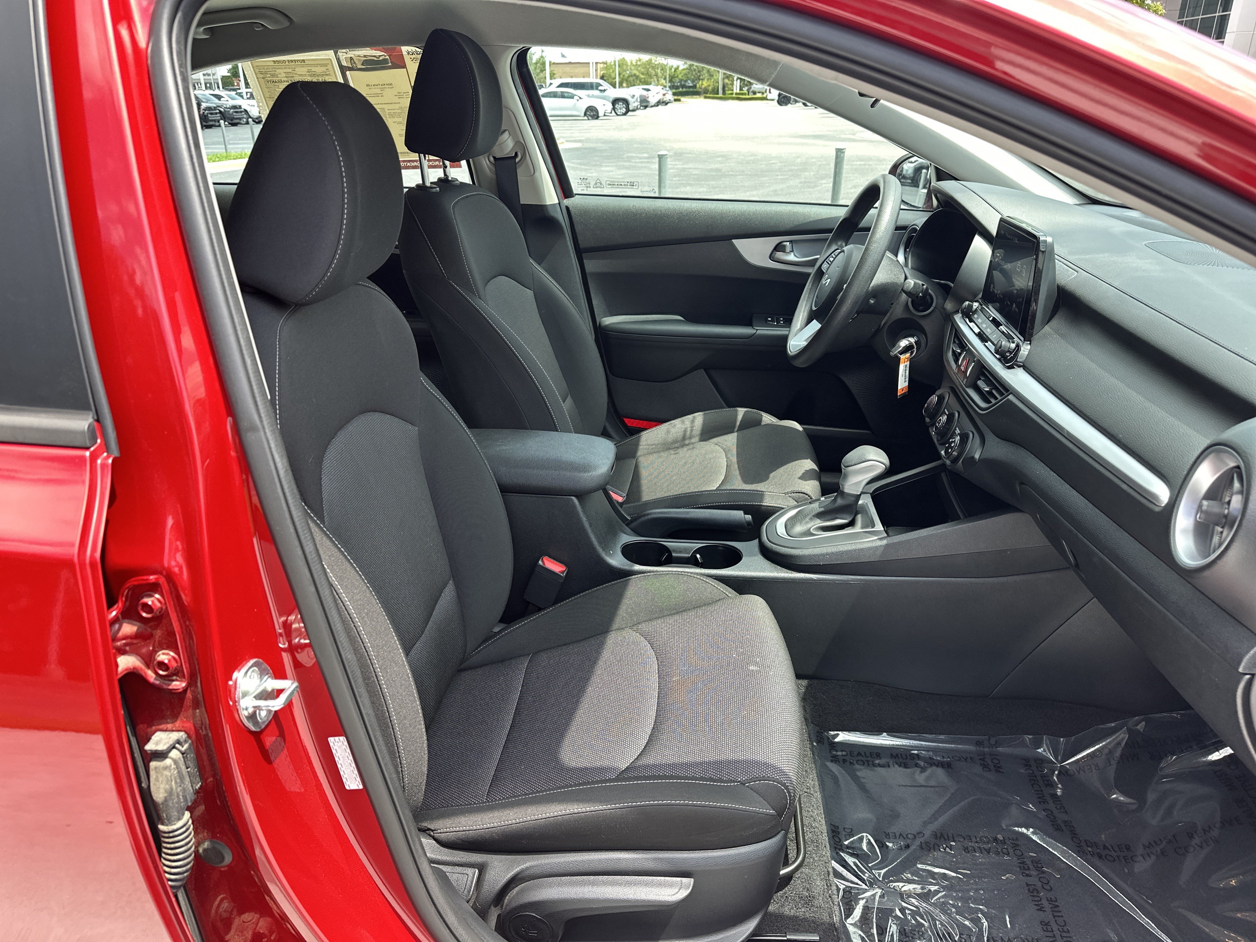 Used 2024 Kia Forte LXS w/ LXS Technology Package FWD image 33
