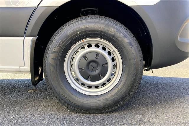 New 2026 Mercedes-Benz Sprinter 144 Cargo image 10