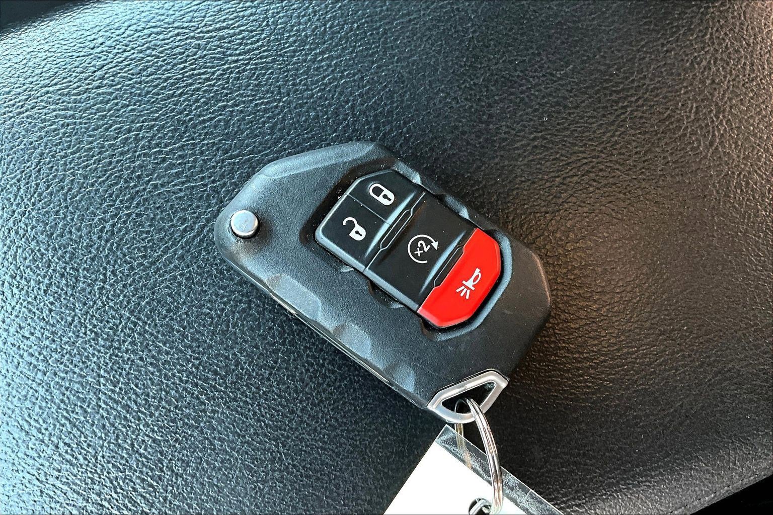 Used 2021 Jeep Gladiator Sport AWD/4WD image 36