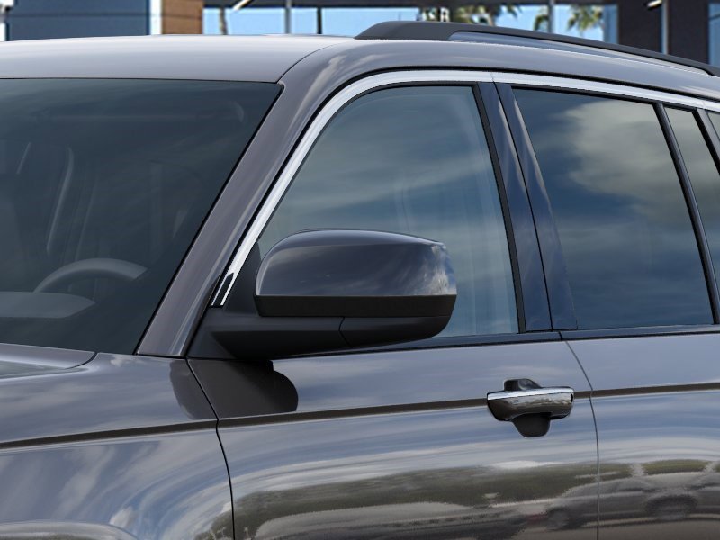 New 2025 Jeep Grand Cherokee Laredo w/ Luxury Tech Group I image 12