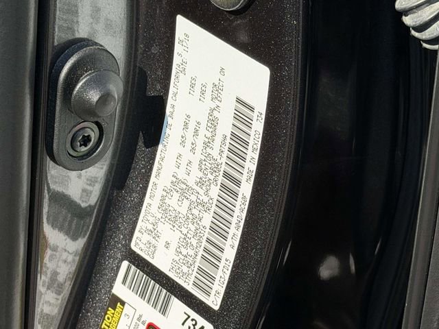 Used 2019 Toyota Tacoma TRD Off-Road image 24