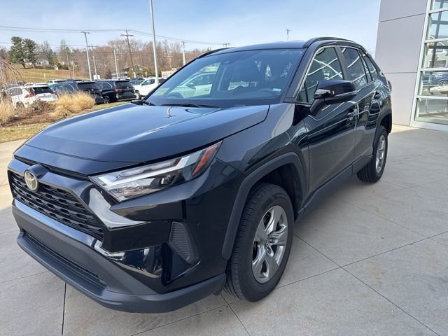 Used 2024 Toyota RAV4 XLE image 3