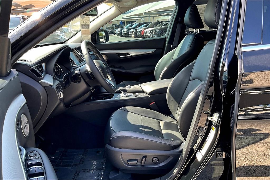 Certified 2022 INFINITI QX50 Essential image 38