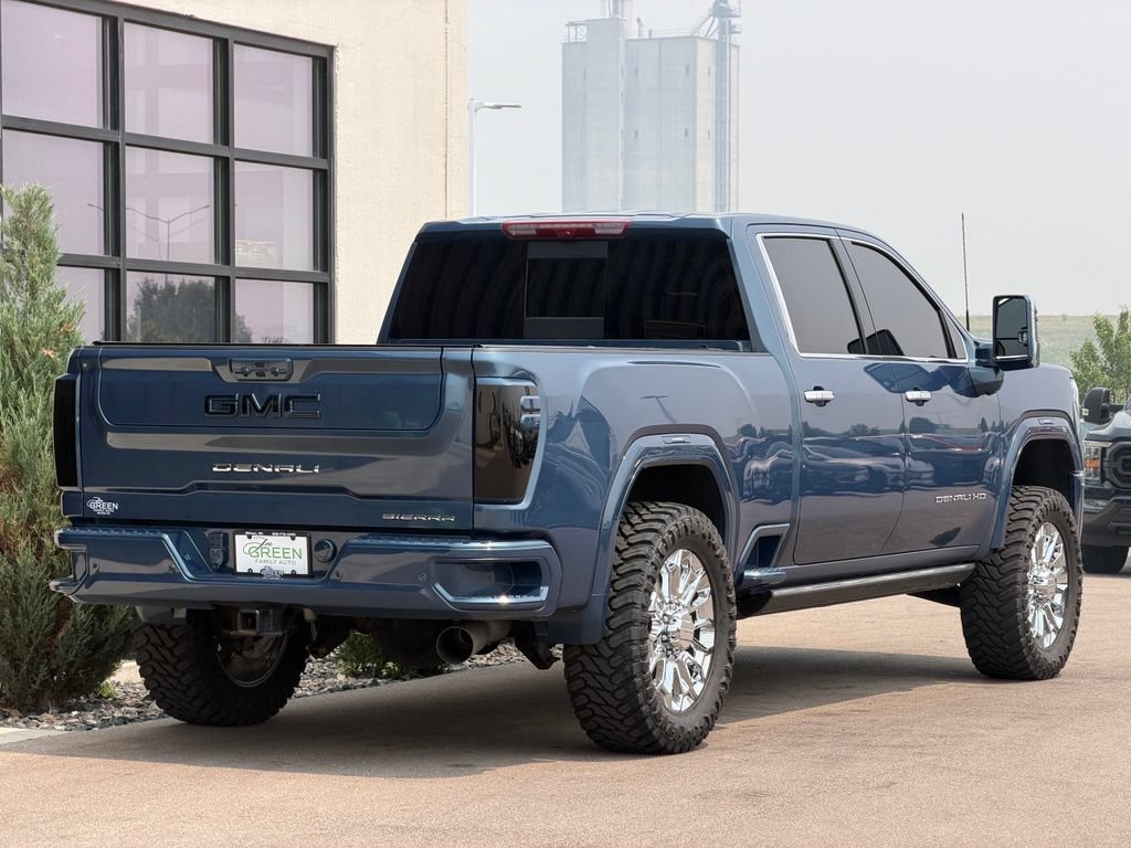 Used 2024 GMC Sierra 2500 Denali Ultimate AWD/4WD image 5
